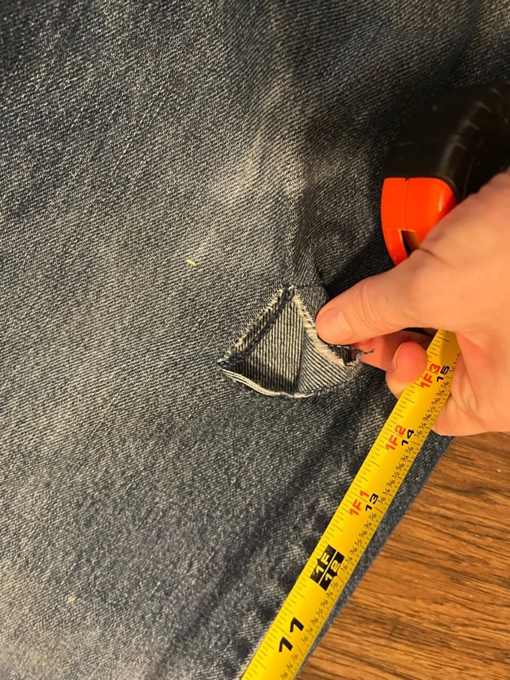 Levi’s vintage Straight-Leg Faded Blue Denim Jeans 36x32 - Picture 6 of 11